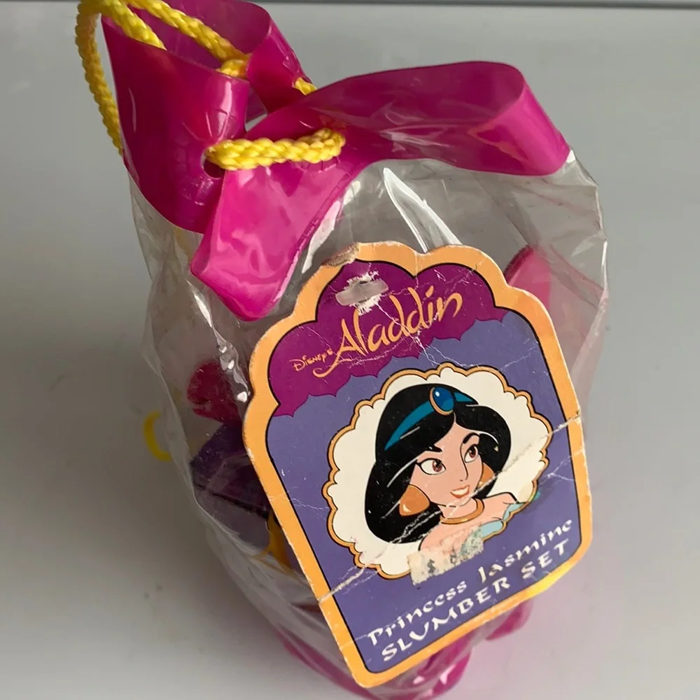Disney Aladdin Princess Jasmin Slumber Kit brand new